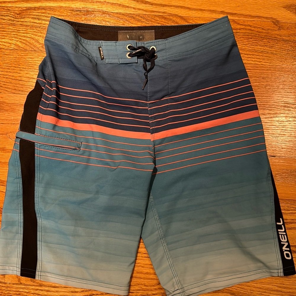O’NEILL super freak swim shorts size 25